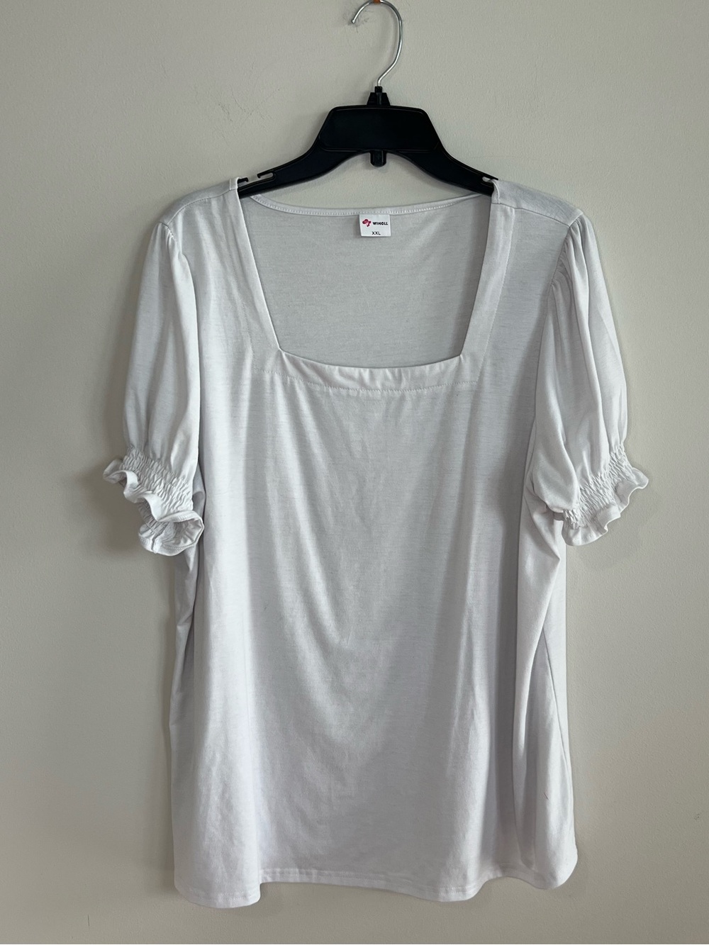Women’s White Square Neck Puff Sleeve Tee by Wimoll